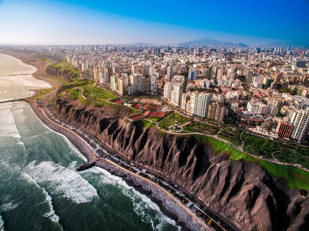 Vista de Miraflores, Lima. Imagen extraída de CaminoSalkantay