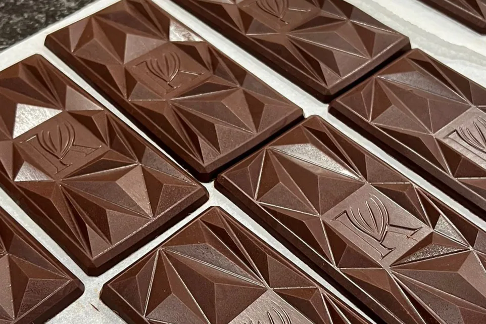 chocolate 100%